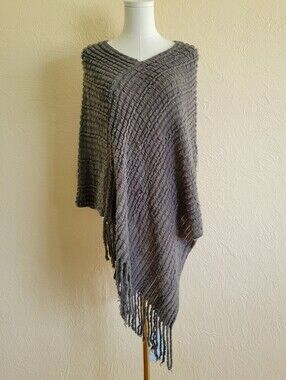 Summer & Rose | Gray Knit Poncho